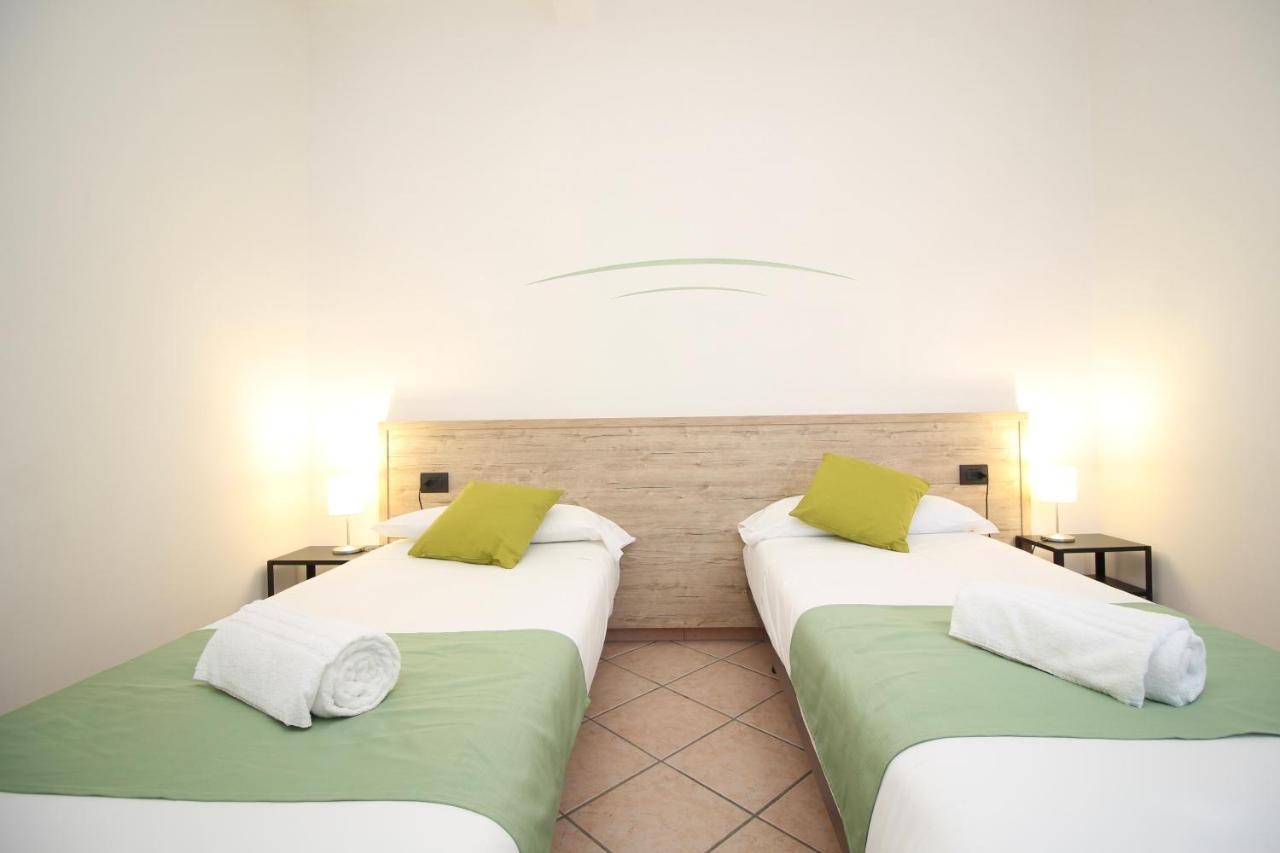 Hotel Tornielli 9 Novara Esterno foto