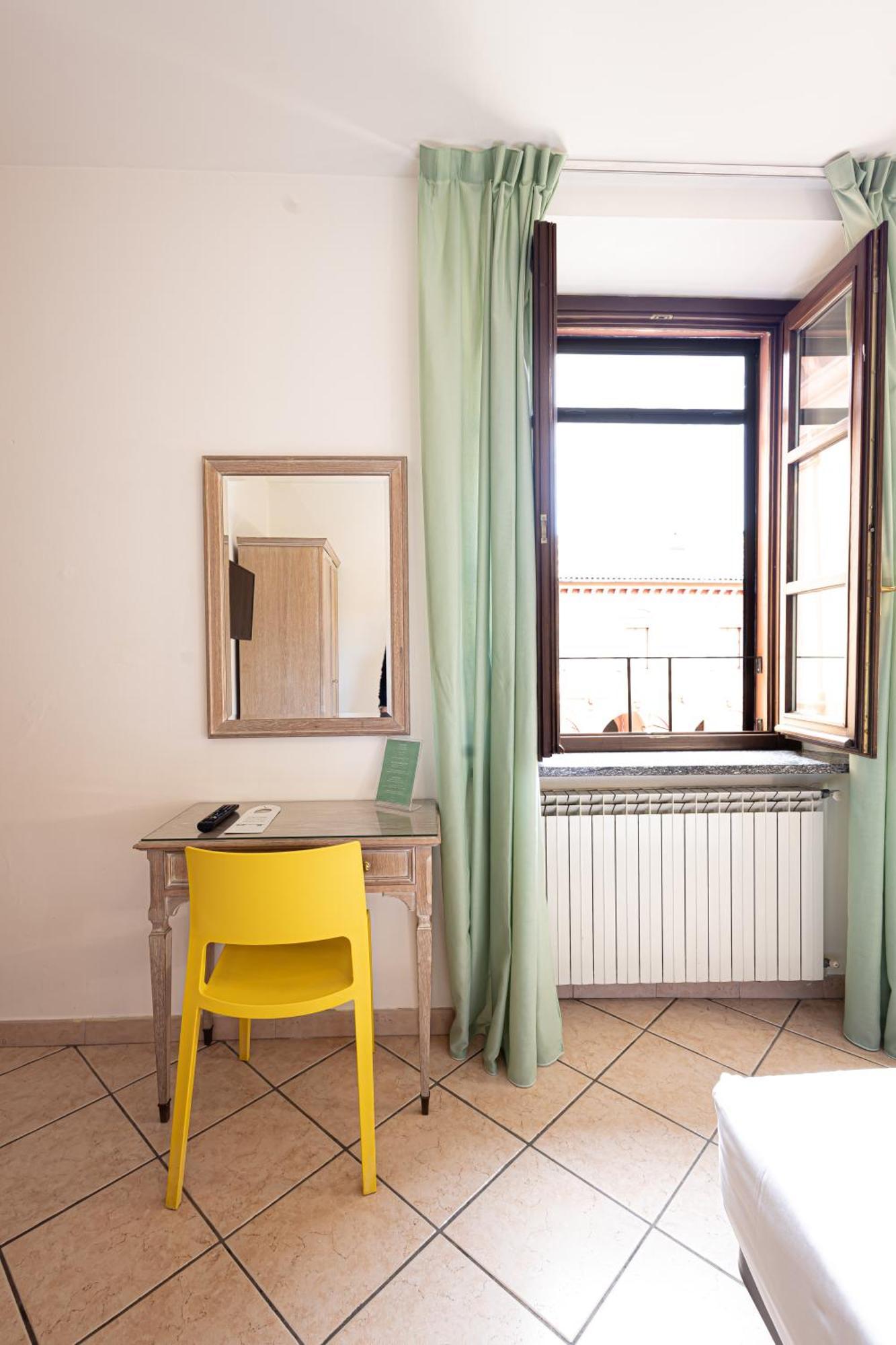 Hotel Tornielli 9 Novara Esterno foto